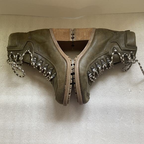 Carlos by Carlos Santana‎ Boots Women 9.5M Lace Up Chunky Heeled Shoes Lug Sole - Picture 6 of 8